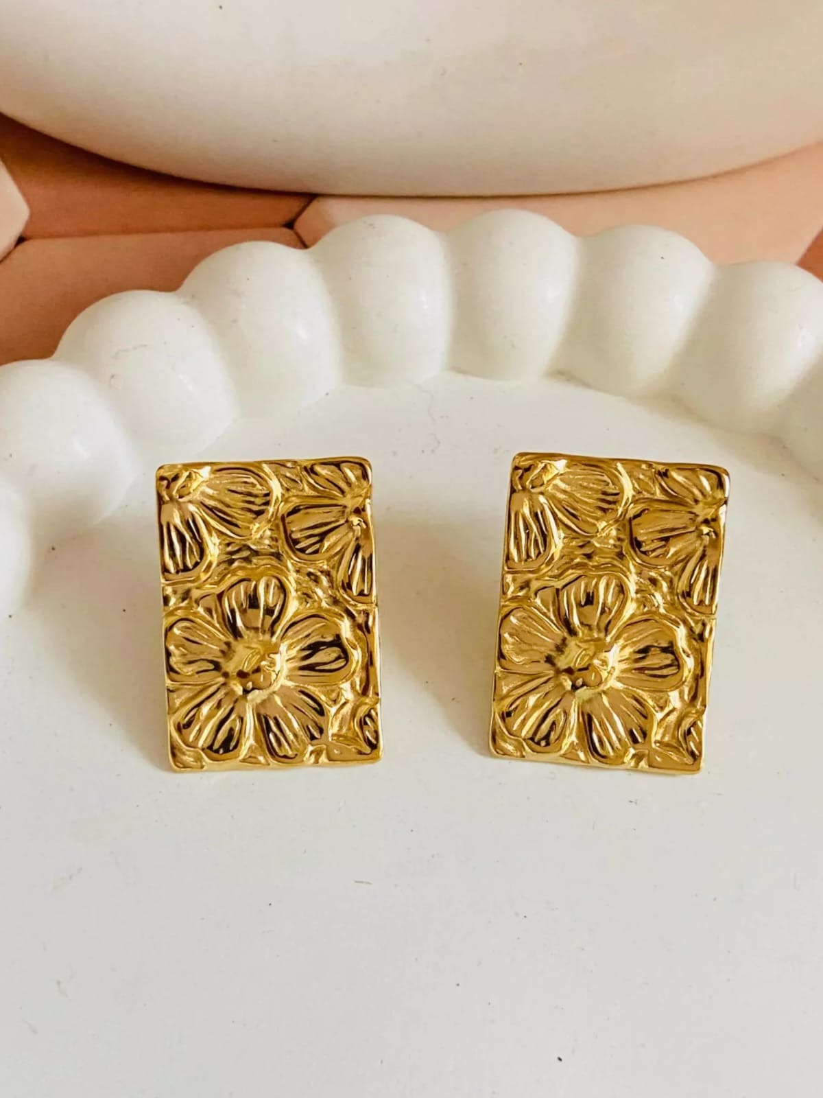 Bloom Stud