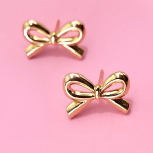 Bow Stud