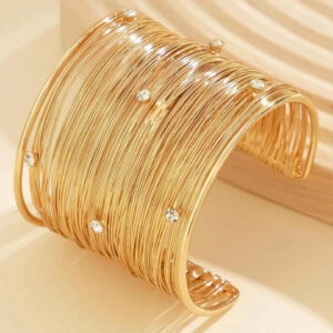 Celeste Wire Cuff