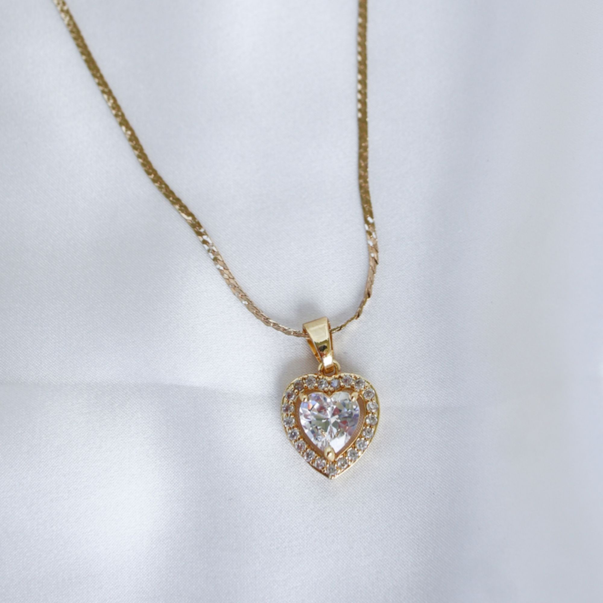 Amor Neckpiece - Image 2
