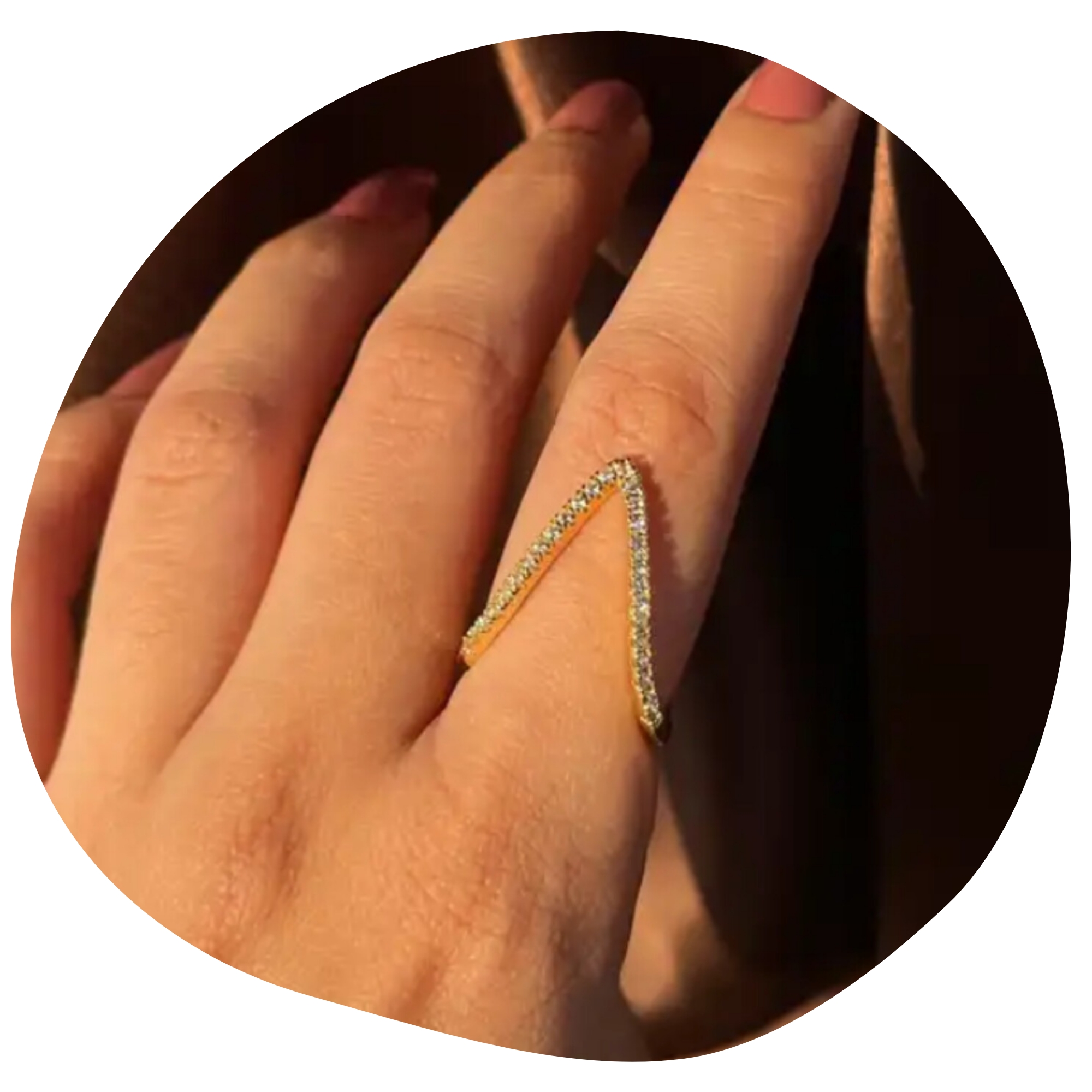 Aurora V-Diamond Ring