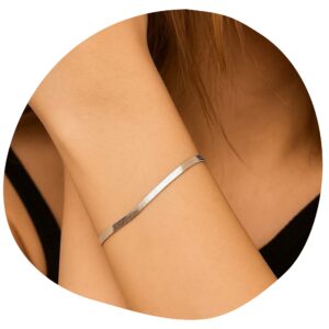 Eterna Silver Chain Bracelet