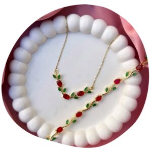 Ruby Leaf Vine Set