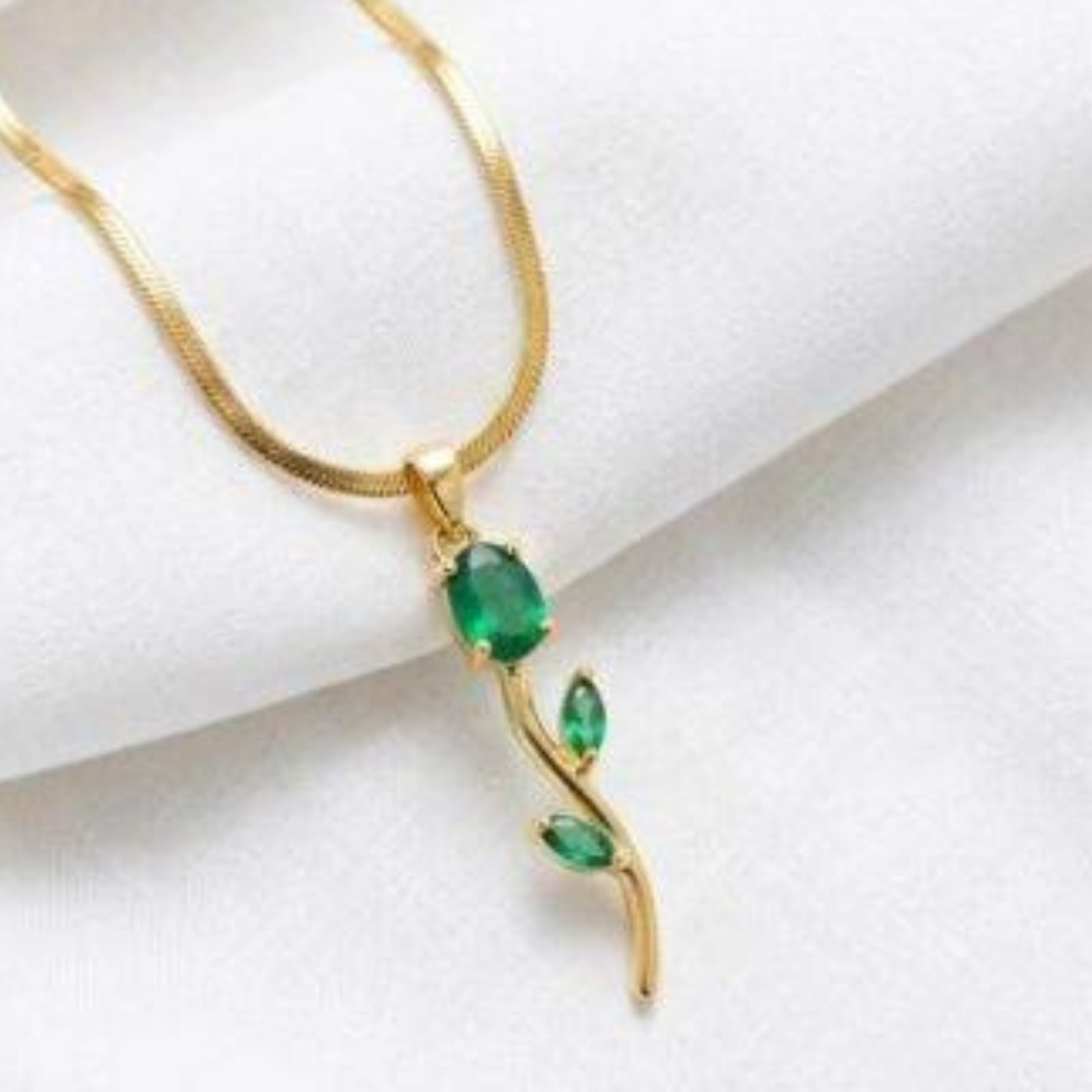 Emerald Willow Droplet Necklace - Image 2
